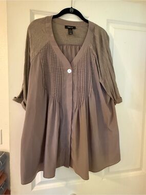 Style & Co. Taupe Pleated V-Neck Button-Front Tunic Top